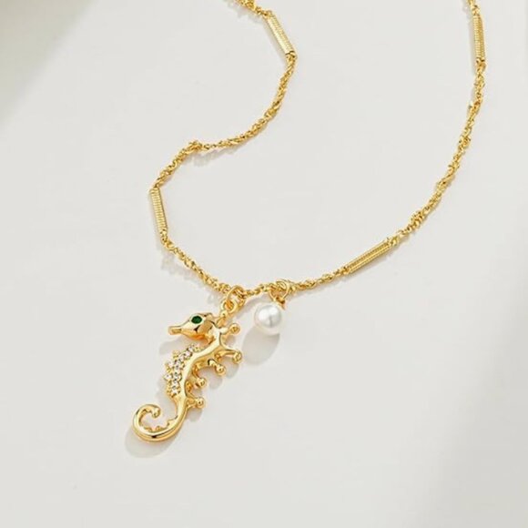 Seahorse Charm Necklace in Gold – Delicate Coastal Statement - Picture 4 of 6